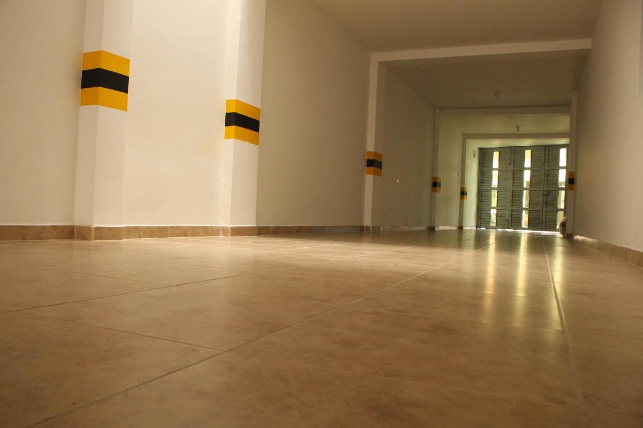 Hotel Riviera Confort Pasto Bagian luar foto